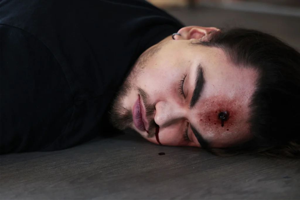 Effet spécial d'impact de balle, maquillage SFX pour fiction